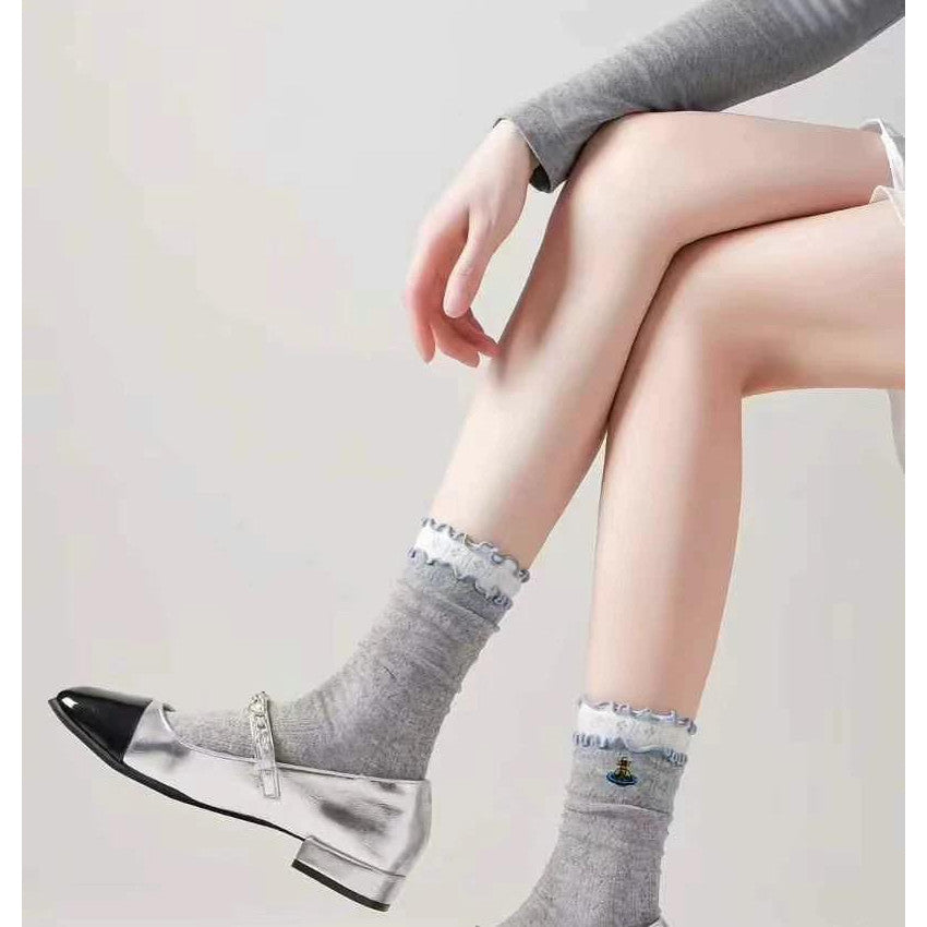 Kouriten [限時預購] 春夏新款Vivienne Westwood 全棉土星刺繡薄款木耳花邊襪 image 1